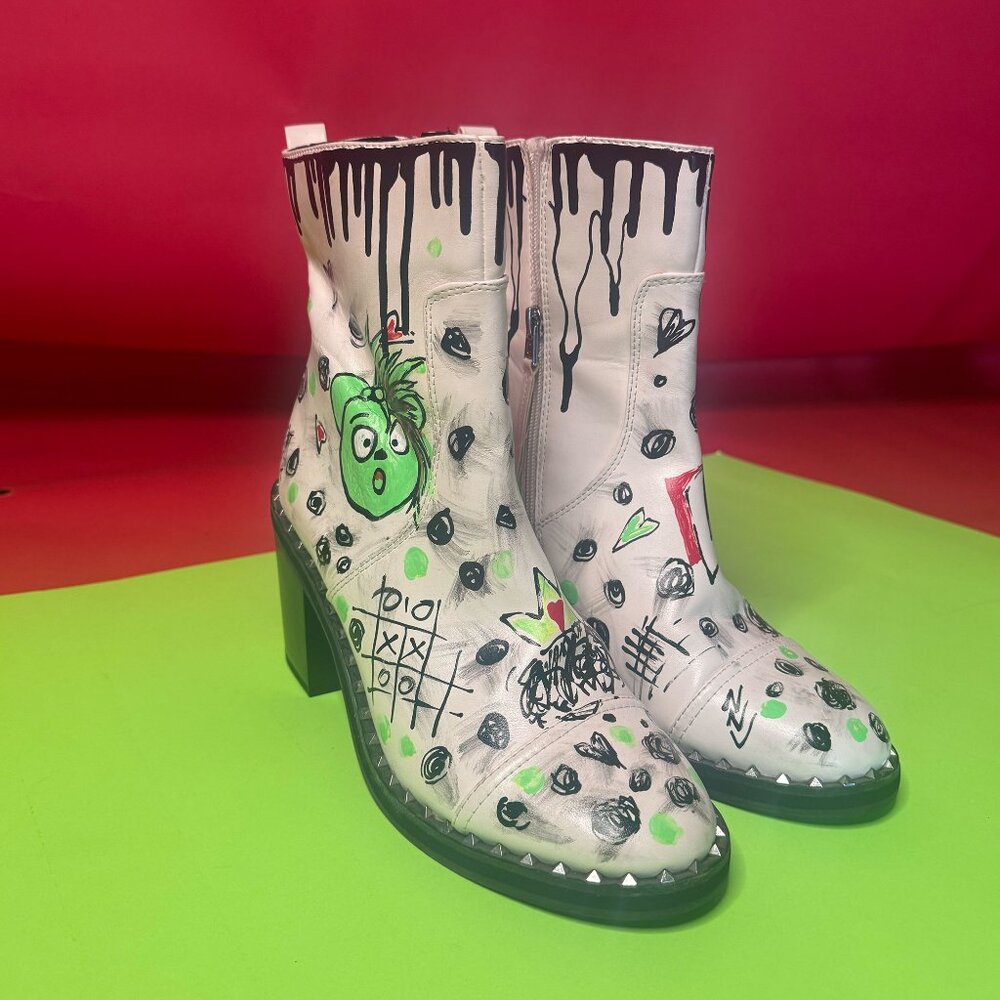 Hand-Painted Upcycled White Leather Ankle Boots – Wearable Art – Size 9.5 US